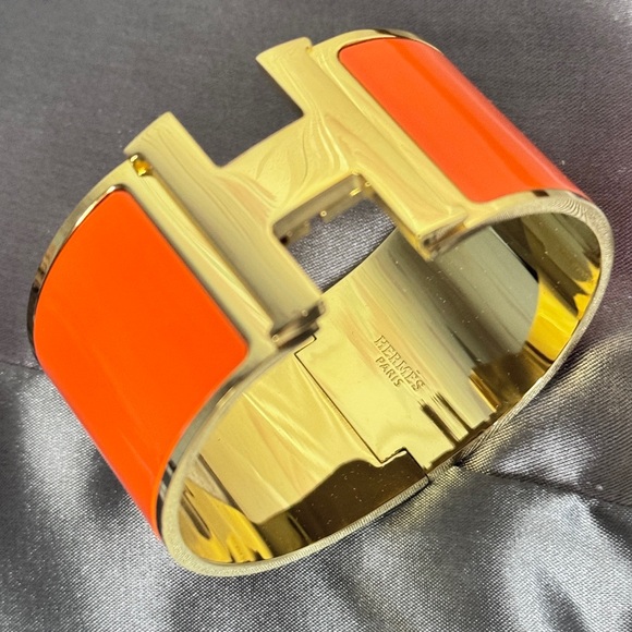 NEW HÈRMES Extra Wide Pink Enamel Rose Gold Plated H Clic Bracelet Bangel - Picture 7 of 16